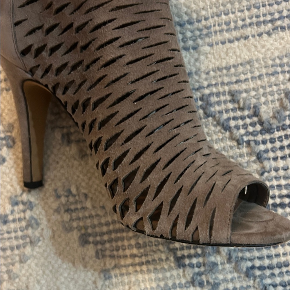 Vince Camuto Smoke Taupe Kidsuede Ankle Booties